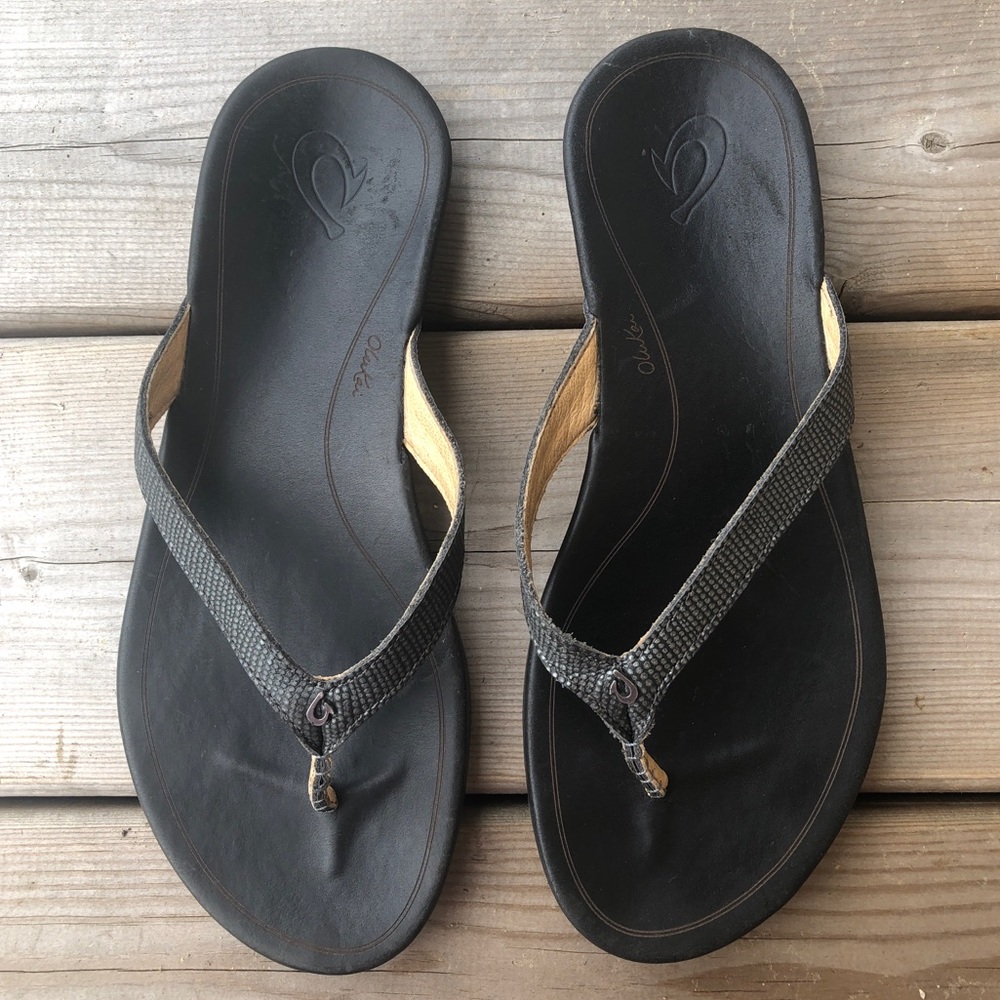 Women's 8 OluKai Women's Hi'ona Pewter Grey Black Leather Flip Flop Sandals